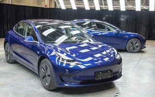 首批国产特斯拉Model 3向员工车主正式交付