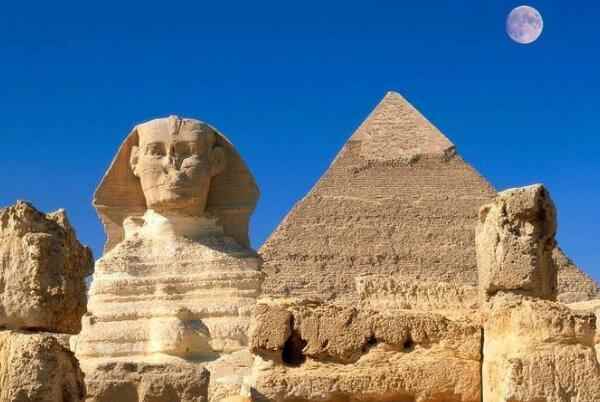 埃及金字塔灵异事件，金字塔中发生的诡异事件-第1张图片-IT新视野