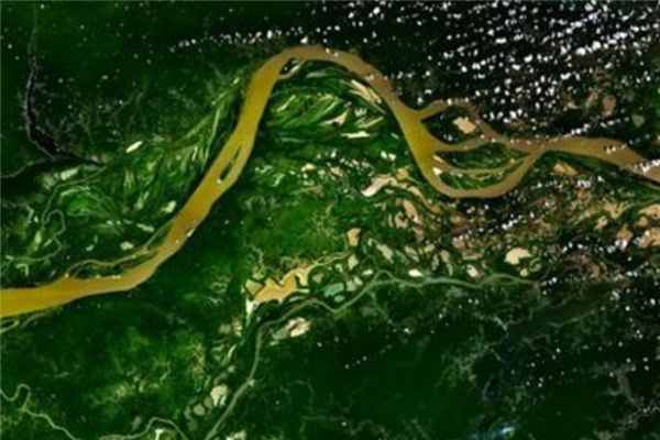 亚马逊森林未解之谜：当地流传着许多诡异传说-第3张图片-IT新视野